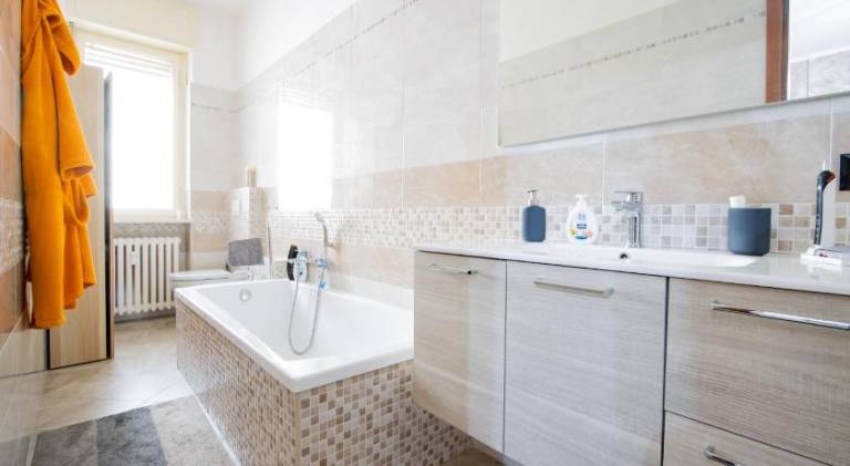 Holiday apartment with 2 rooms for 5 persons — photo 2