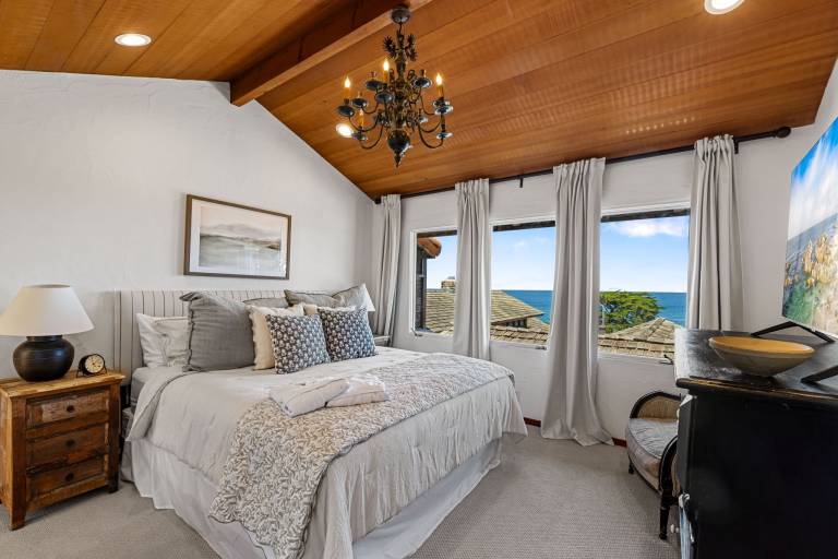 3263 Villa by the Sea — photo 4