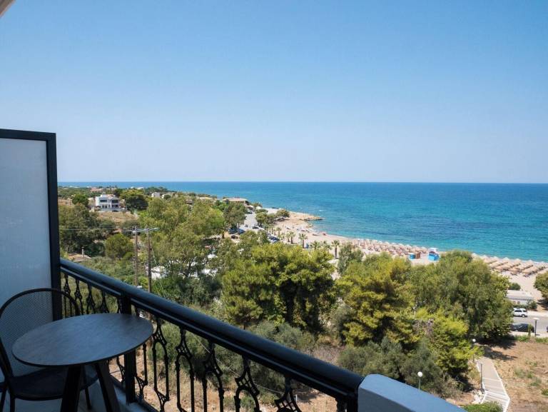 Elegant Beach Hotel — photo 3