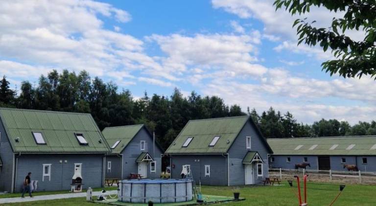 House with pool in Rewal