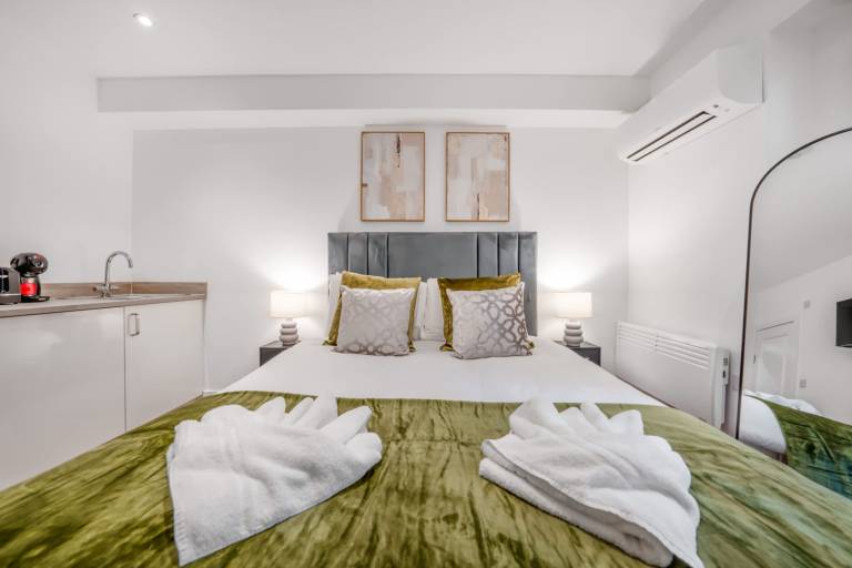 Standard Studio With Terrace In Knightsbridge