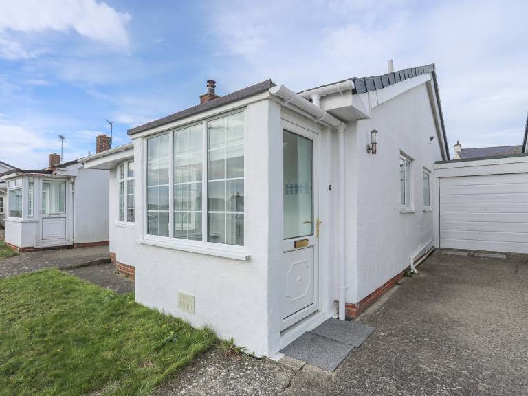 Cottage  Rhosneigr