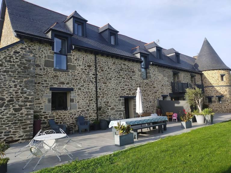 Maison de vacances Miniac-Morvan