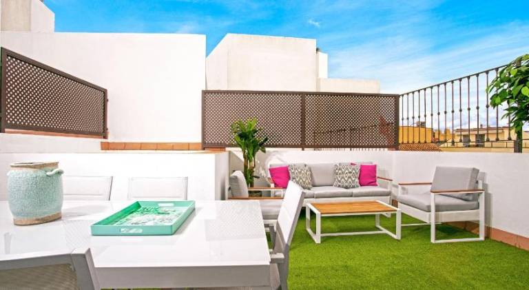 Beautiful holiday apartment with patio | Next to Metropol Parasol | Dogs allowed — photo 3