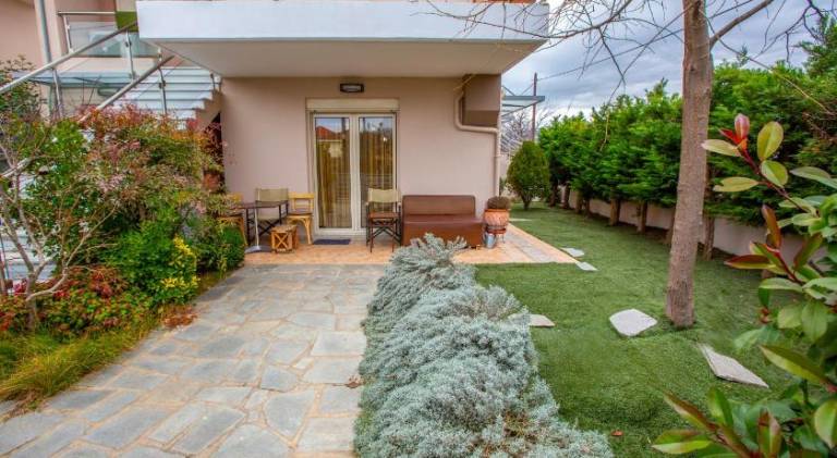 Fully equipped holiday apartment with terrace, yard & grill | Good for workation | Pet-friendly — photo 5