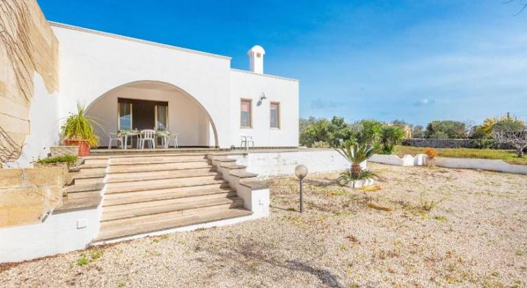 Vacation home with 2 rooms for 5 persons in Salve