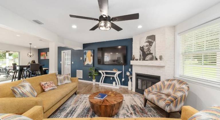 Charming house with pool & jacuzzi | Pets are welcome — photo 3