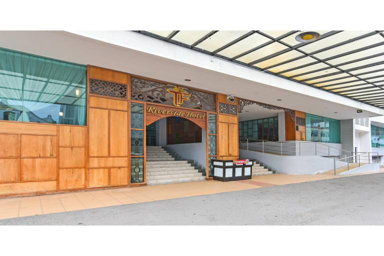 Spacious Malaysia Triple Suite