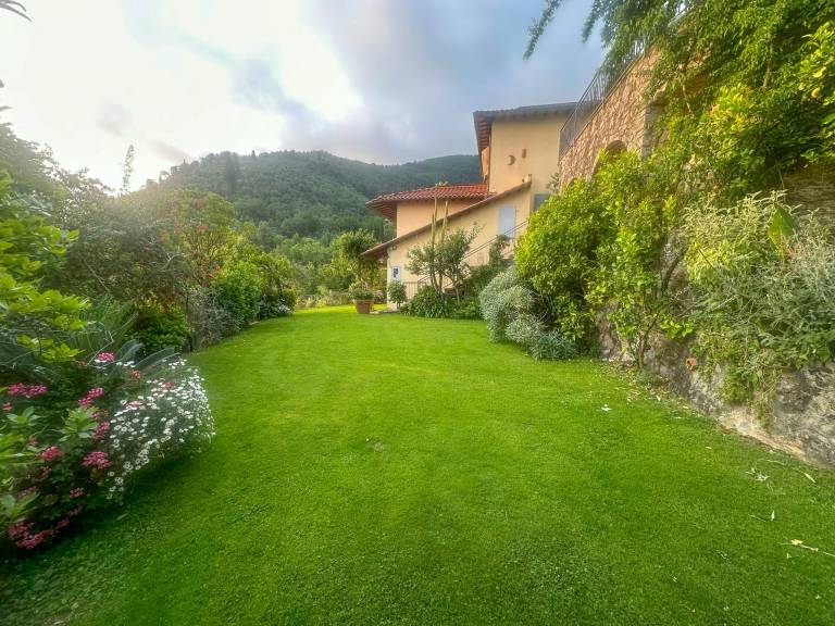 Family-friendly house with grill, yard & private pool | Sea view | Perfect for remote work | Pet-friendly — photo 4
