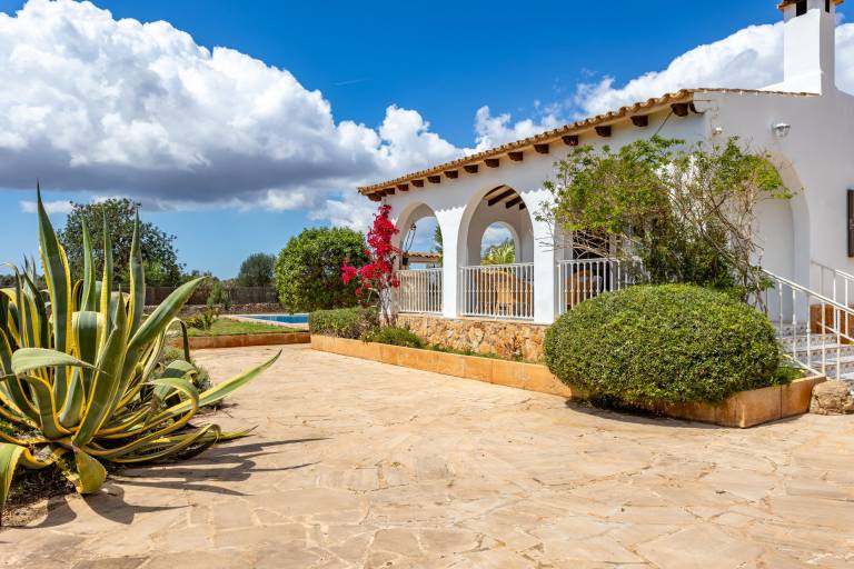Children-friendly house with private pool, grill & terrace | Pets are welcome — photo 4
