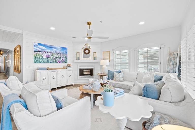 Condo Seaside