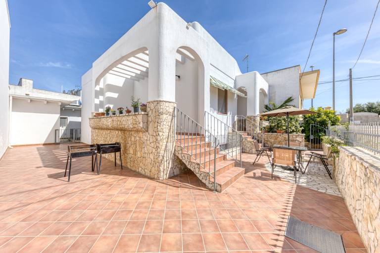 Apartment "Pilella" close to the Sea with Private Terrace & A/C — photo 3