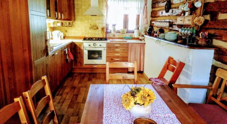 Chalet with 2 rooms for 8 persons — photo 4