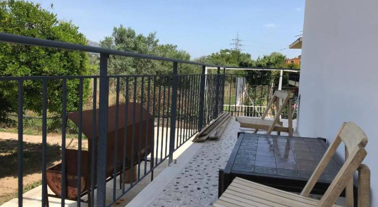 House with yard, barbeque & terrace — photo 4
