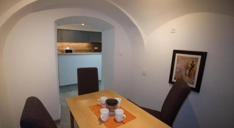 Apartment with terrace — photo 4