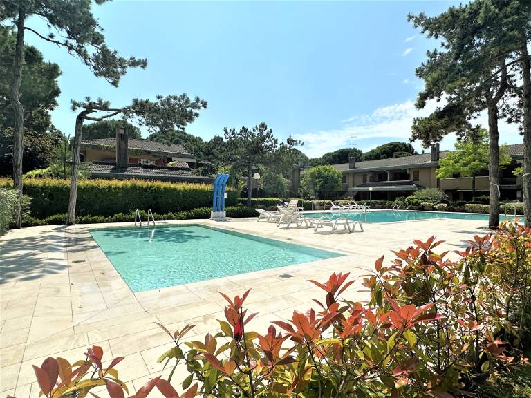 Rental apartment with pool & terrace | Nature view in Lignano Sabbiadoro