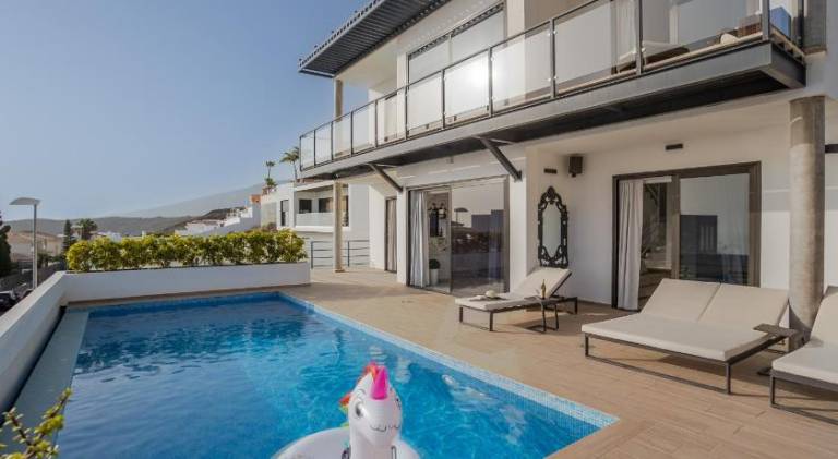 Spacious villa with pool | Pets allowed in Adeje