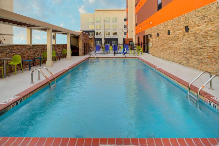 Home2 Suites by Hilton Lake Charles — photo 2