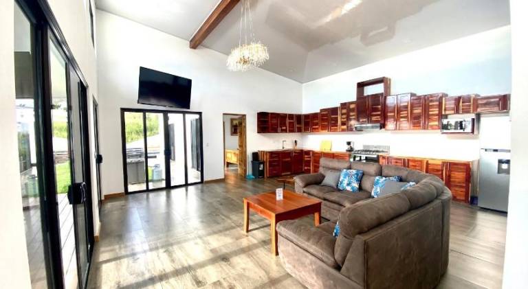 Vacation home with pool, terrace & barbeque — photo 4