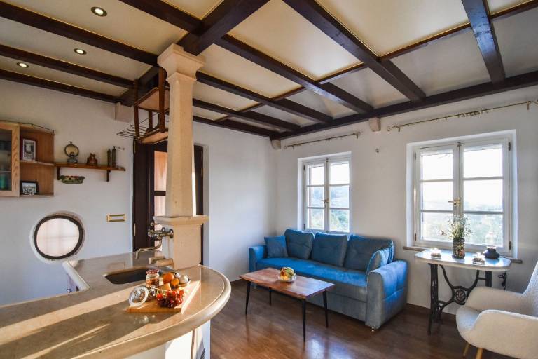 Family-friendly villa with private pool, terrace & BBQ | Sea view | Pet-friendly — photo 3