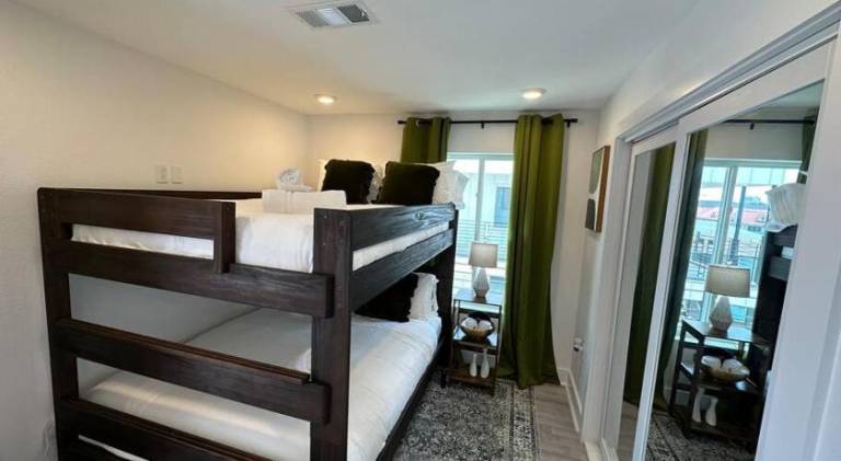 Pleasant apartment | Pets allowed in Dallas, TX