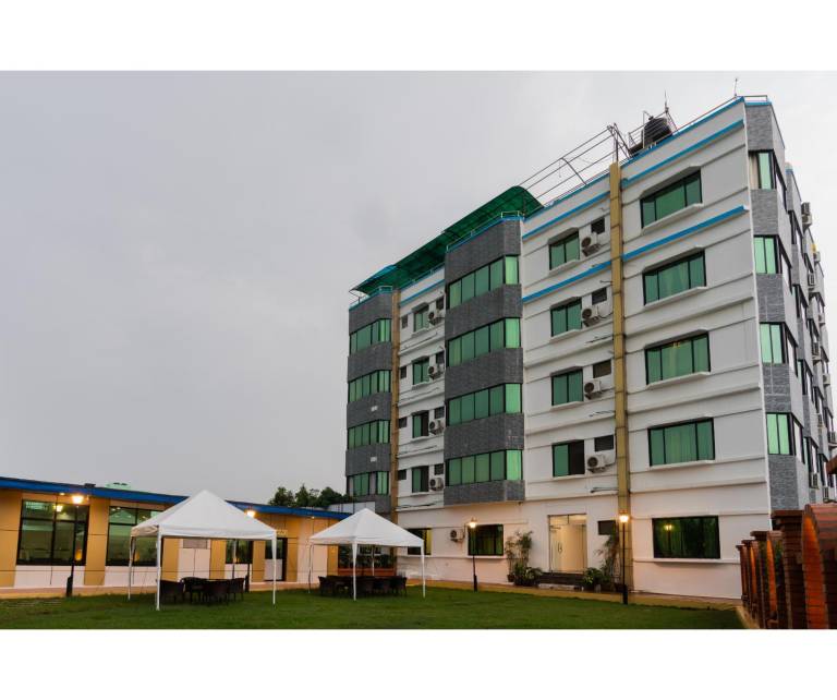 Hotel Ratnasambhava