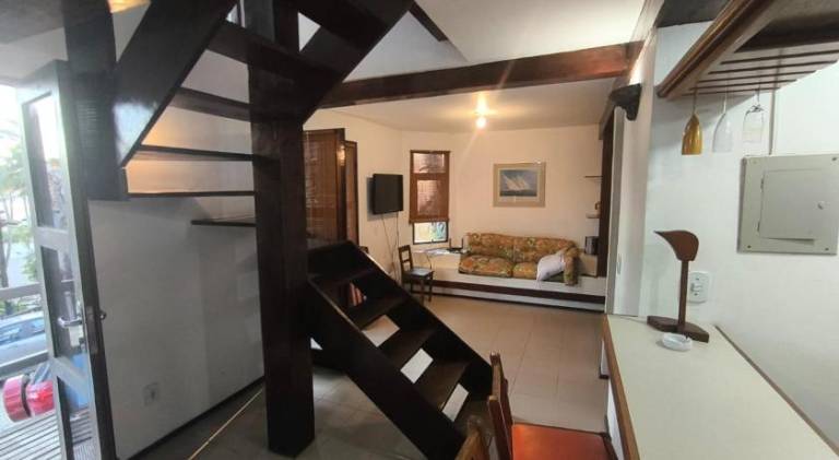Ample vacation home with pool | Pets are welcome — photo 2