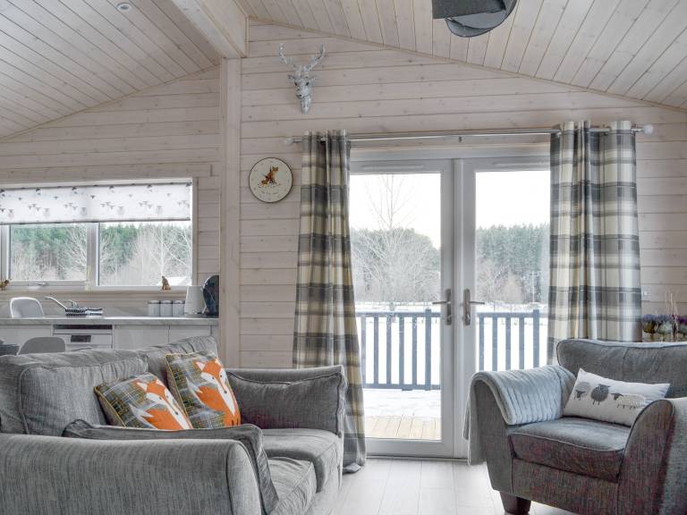 Cottage  Newtonmore