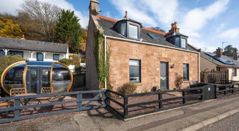 Beautiful vacation home | Pets allowed in Inverness