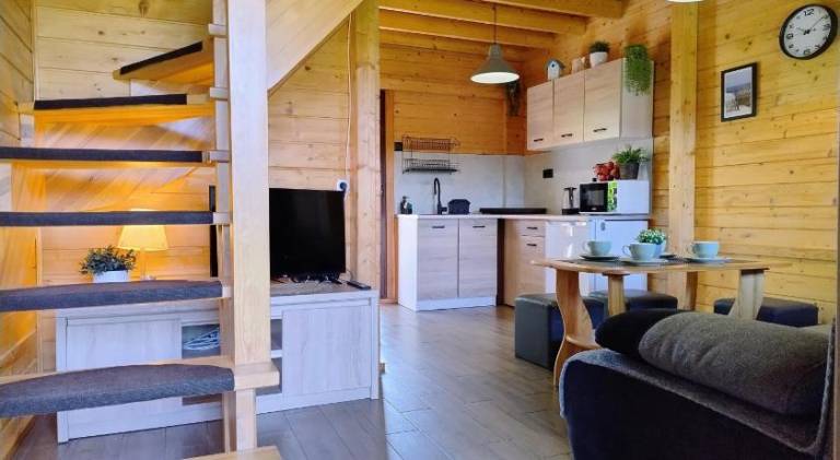 Vacation home with grill, garden & patio | Next to the beach | Pets are welcome — photo 2