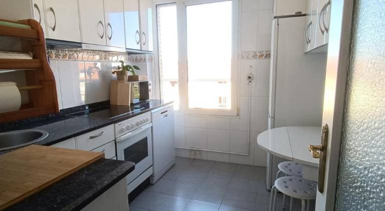 Fully equipped rental apartment with patio | Dogs allowed — photo 3