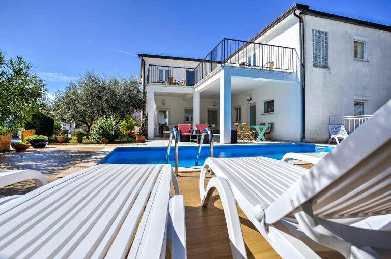 Apartman Zambratija