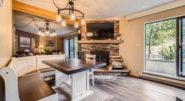 Beaver Run, King Studio, Ground Floor, Dog Friendly in Breckenridge, CO
