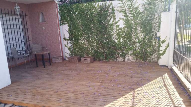 House  Castelar