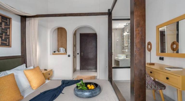 Apartment with hot tub, terrace & pool — photo 2