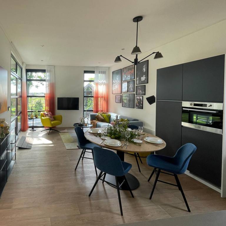 Bungalow suitable for disabled persons with 2 bedrooms and a terrace — photo 2