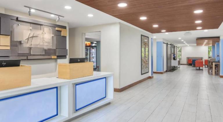 Holiday Inn Express Hotel & Suites Hardeeville - Hilton Head By IHG — photo 4