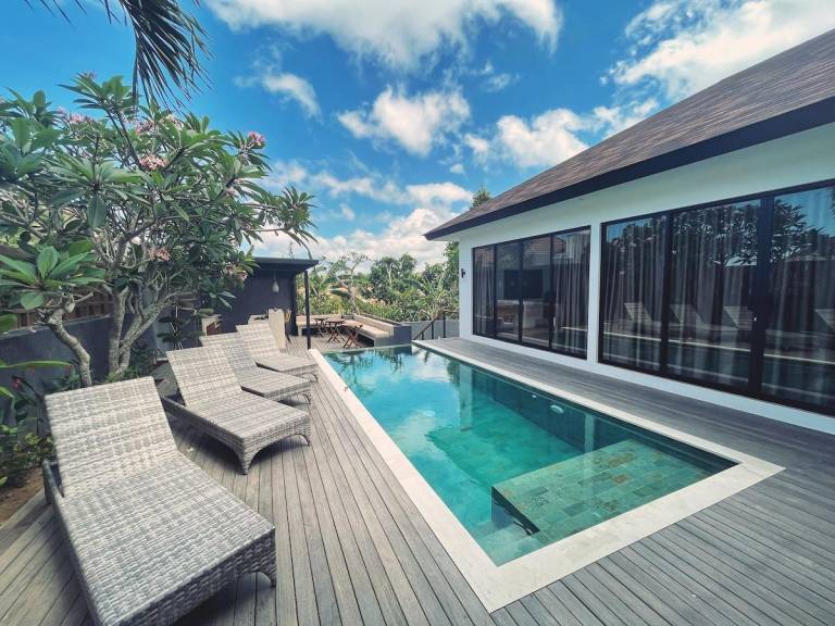 House with 1 room for 12 persons in Pecatu