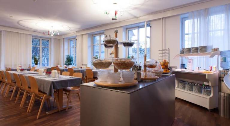 Hotel Alpha — photo 2