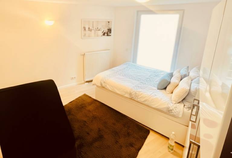 Holiday apartment with yard — photo 3