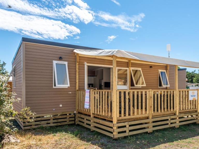 Mobile home with pool & terrace — photo 4