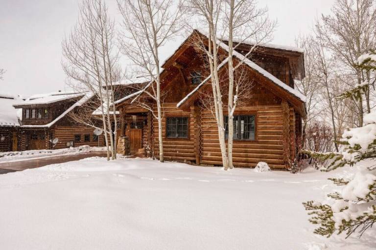 Cabin  Victor