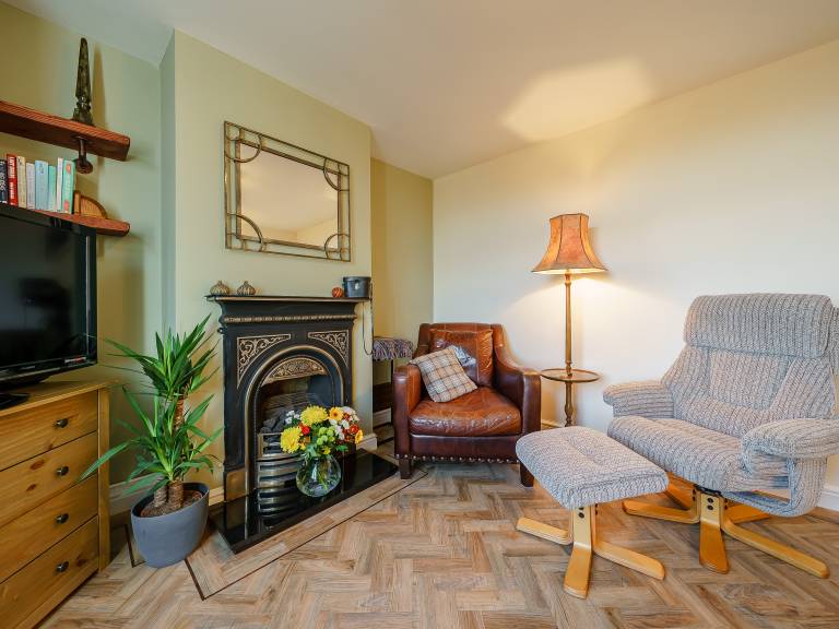 Child-friendly nice cottage with garden | River view | Pets allowed — photo 2