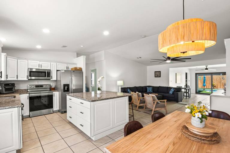 Child-friendly pleasant vacation home with fast internet & private pool | Next to the beach | Good for workation | Pet-friendly — photo 2