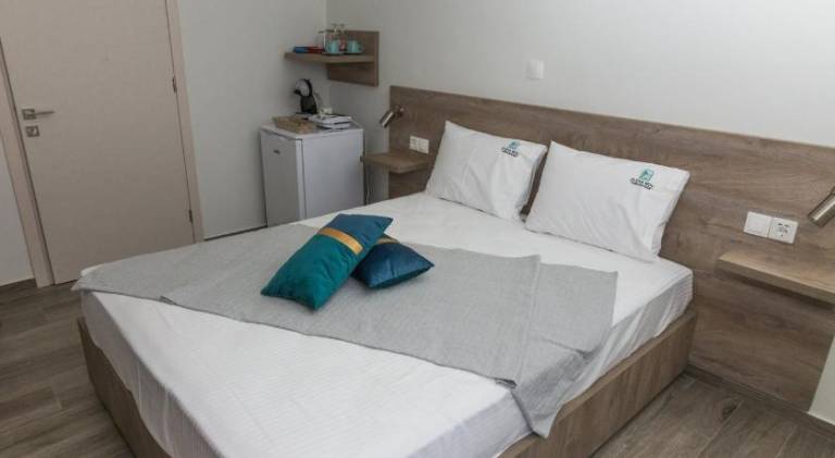 Elenamou rooms in Aristotelis