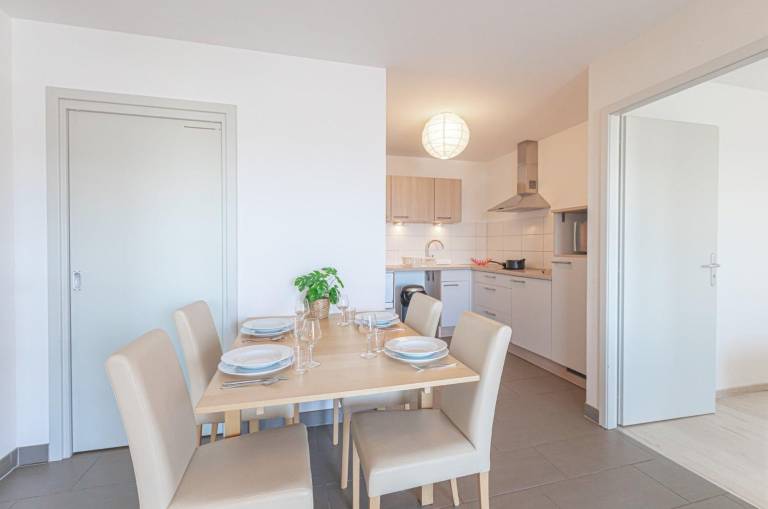 Serviced apartment with terrace | Dogs allowed — photo 2
