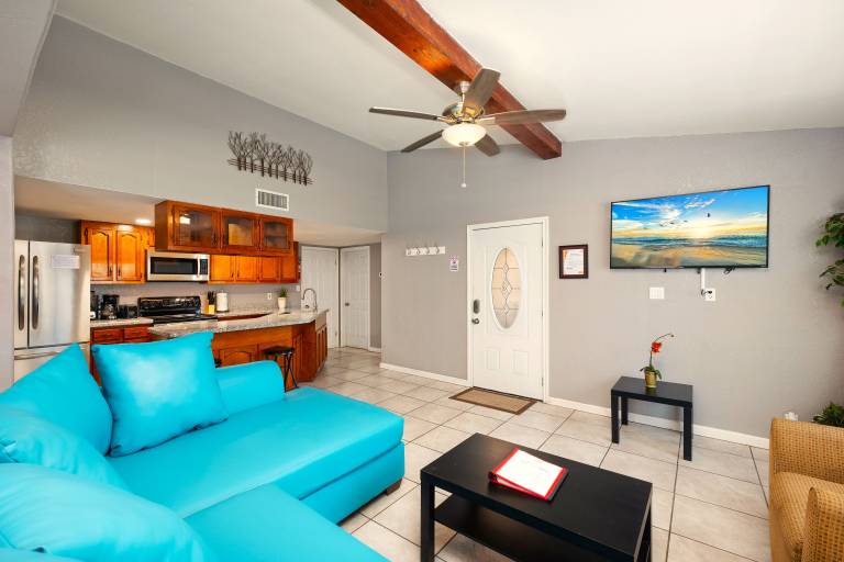 Family-friendly spacious vacation home with private pool & barbeque | Sea view | Close to the beach | Perfect for remote work | Dogs allowed — photo 5