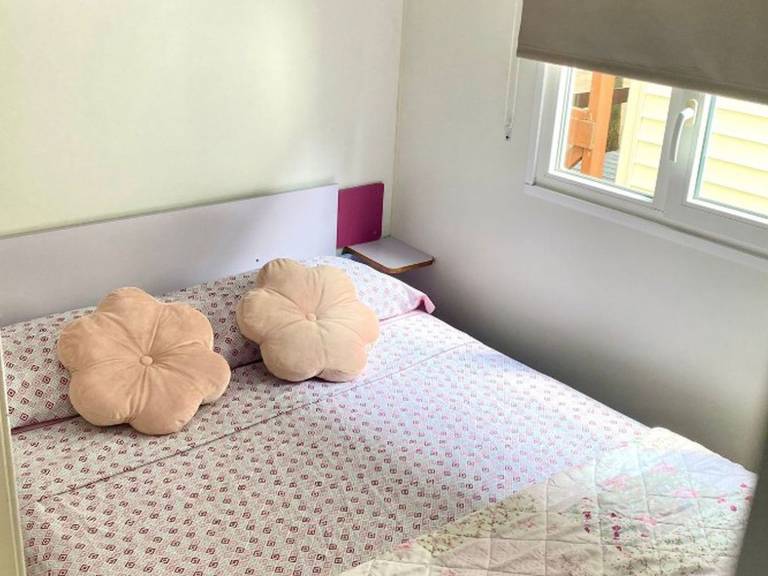 Mobile Home with Terrace - 4 Guests — photo 4