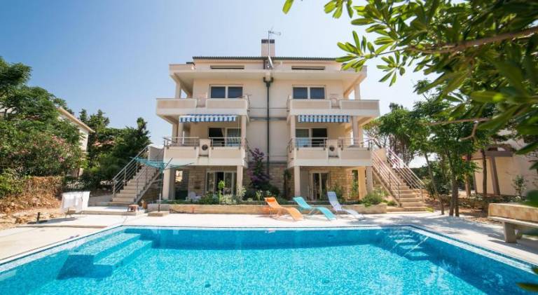 Apartment Novalja
