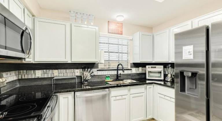 Rental apartment with 3 rooms for 6 persons — photo 4